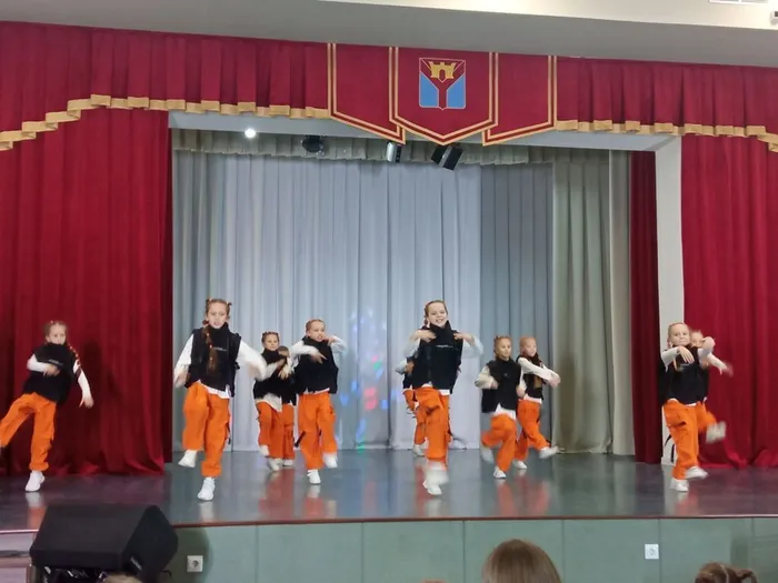 29.04 Встречай Первомай 23