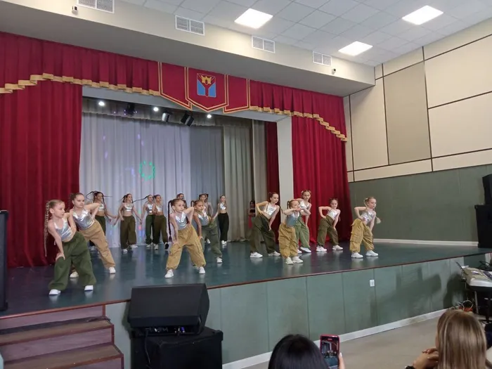 29.04 Встречай Первомай 10