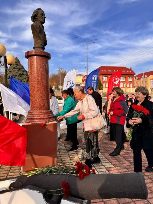 24.11 Суворов 7